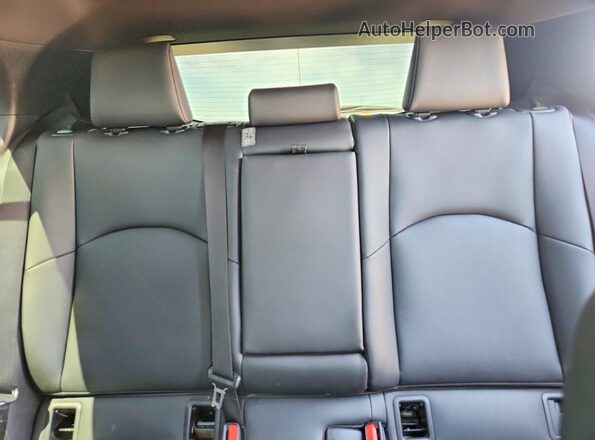 JTHP9JBH9L2032840 2020 LEXUS UX Gray Widok tylnych siedzeń