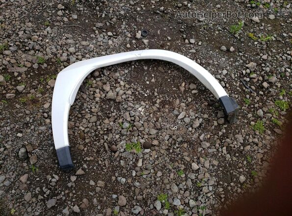 JTHP9JBHXN2056048 2022 LEXUS UX White Vista de la etiqueta del VIN
