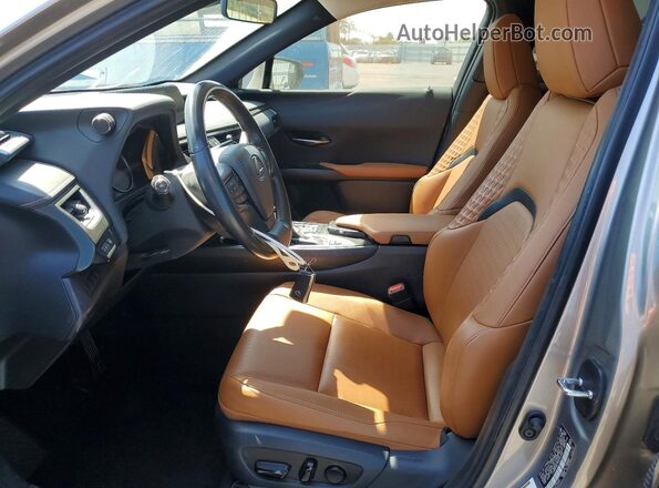 JTHX9JBH7M2052926 2021 LEXUS UX Silver წინა სალონის ხედი