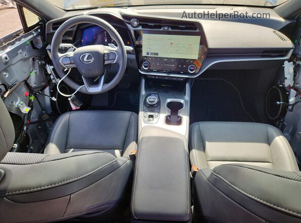 JTJABABB9RA002014 2024 LEXUS RZ Silver Вид панелі приладів