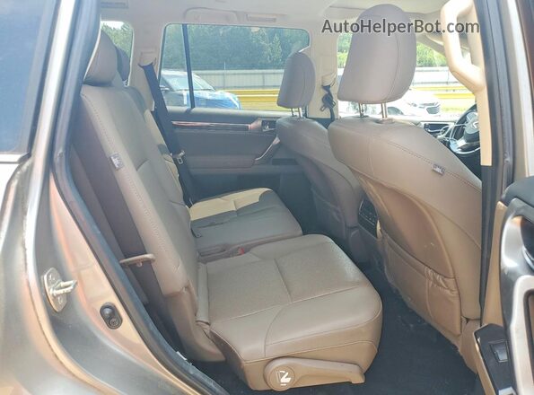 JTJAM7BX0N5310555 2022 LEXUS GX Серебряный Вид задней части салона