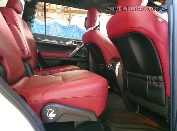 JTJAM7BX1N5331544 2022 LEXUS GX White Vista interior trasera