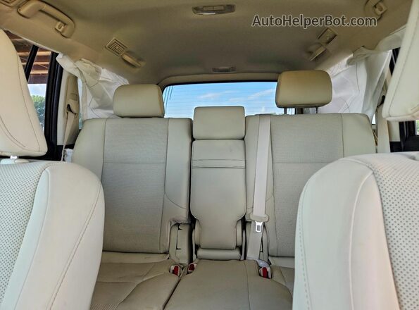 JTJAM7BX2M5279677 2021 LEXUS GX White Вид задніх сидінь
