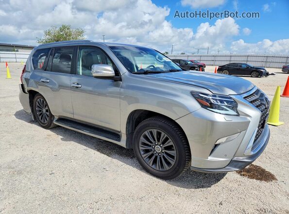 JTJAM7BX6M5300403 2021 LEXUS GX Silver Delantero derecho