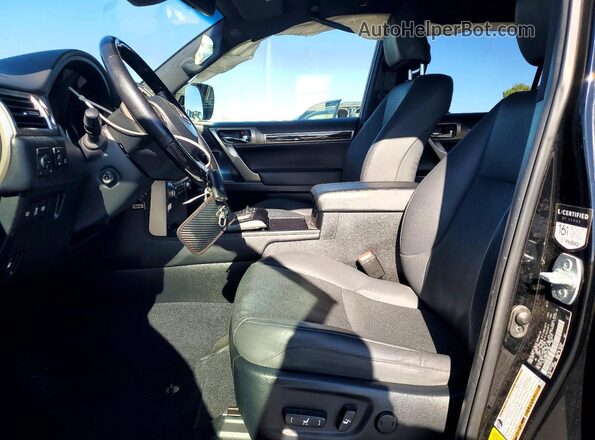 JTJAM7BXXL5241869 2020 LEXUS GX Черный Вид салона спереди