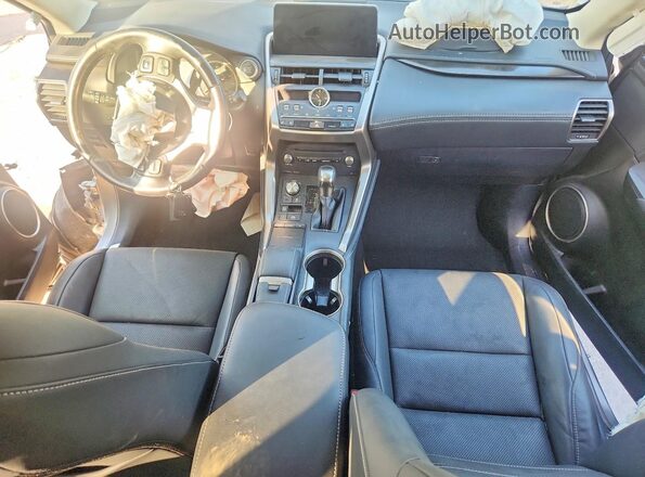 JTJBARBZ4K2188774 2019 LEXUS NX Серебряный Вид панели приборов