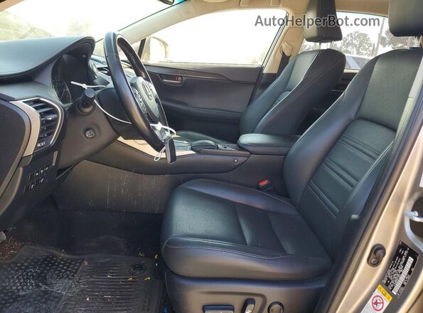 JTJBARBZXH2115076 2017 LEXUS NX Серебряный Вид салона спереди