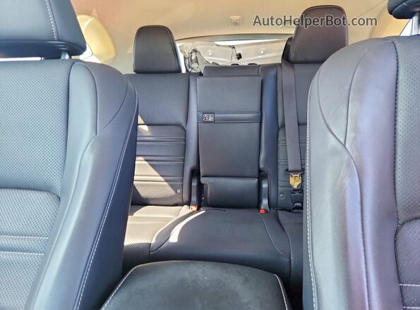 JTJBJRBZ2J2087229 2018 LEXUS NX White Հետևի նստատեղերի տեսք