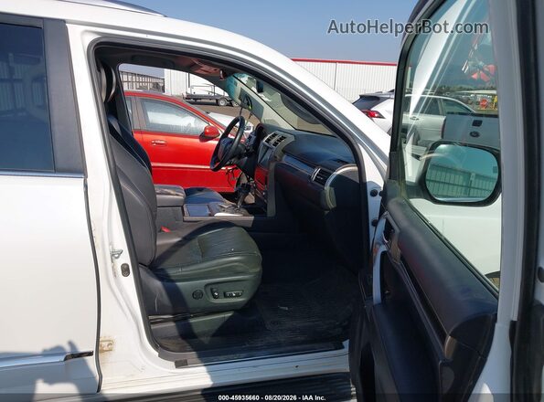 JTJBM7FX1G5138702 2016 LEXUS GX 460 White Front interior view