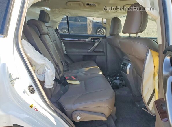 JTJBM7FX6J5199440 2018 LEXUS GX White Rear interior view