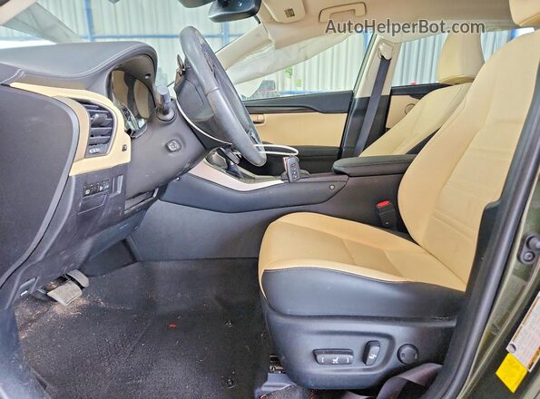 JTJDARBZ2M2181723 2021 LEXUS NX Зеленый Вид салона спереди