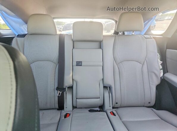 JTJDZKCAXK2016752 2019 LEXUS RX Silver Vista de los asientos traseros