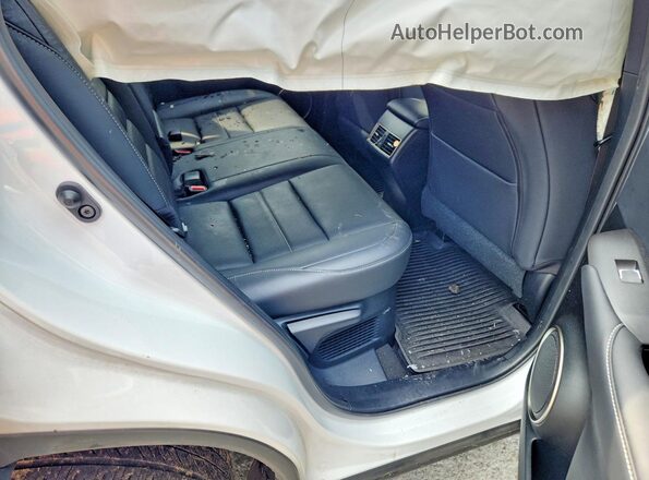JTJSARDZ6M2236842 2021 LEXUS NX White Vista interior trasera