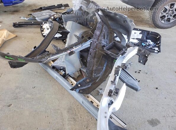 JTJTBCDX2T5078803 2026 LEXUS GX Gray Вид підкапотного простору