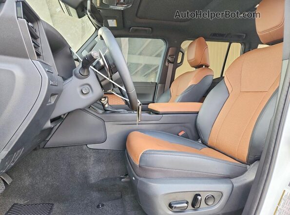 JTJTBCDX5S5063839 2025 LEXUS GX White Widok wnętrza z przodu