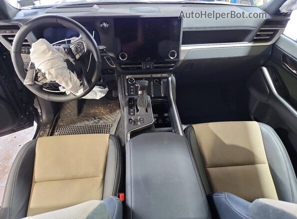 JTJTBCDX6S5063302 2025 LEXUS GX Black Vista del salpicadero