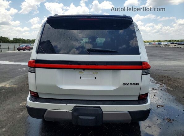 JTJTBCDX8R5030053 2024 LEXUS GX White უკანა ხედი