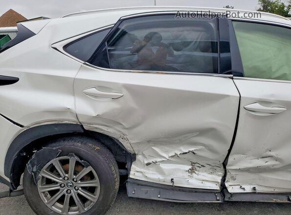 JTJYARBZ2J2091047 2018 LEXUS NX White Widok tylnych siedzeń