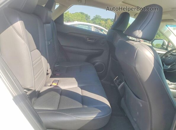JTJYARBZ5G2044622 2016 LEXUS NX White Widok wnętrza z tyłu