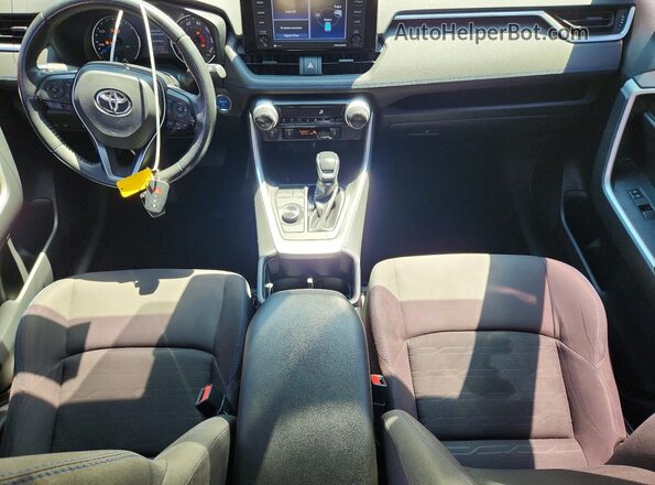 JTM16RFV2ND057892 2022 TOYOTA RAV4 Серебряный Вид панели приборов