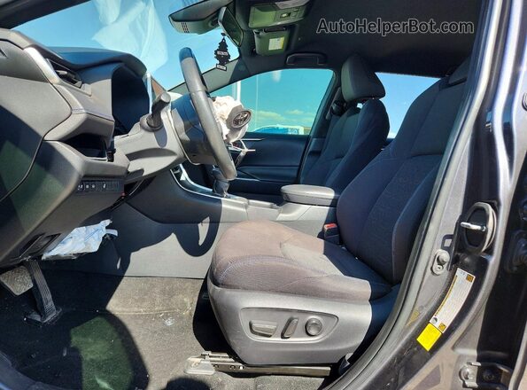 JTM16RFV3RJ051817 2024 TOYOTA RAV4 Gray Front interior view