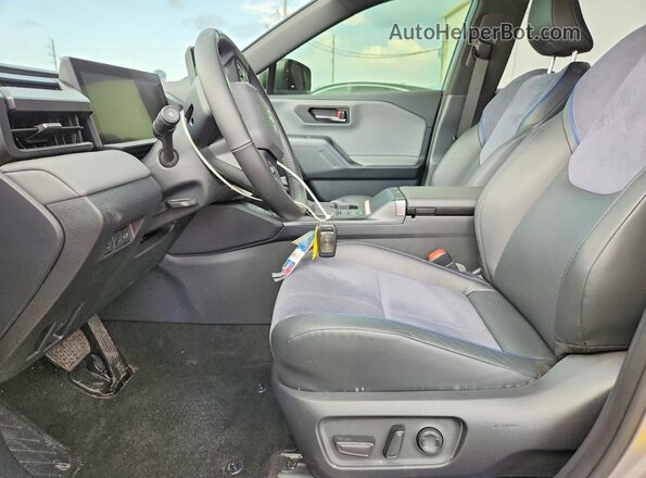 JTM6CRAV3TD000345 2026 TOYOTA RAV4 Gray Front interior view