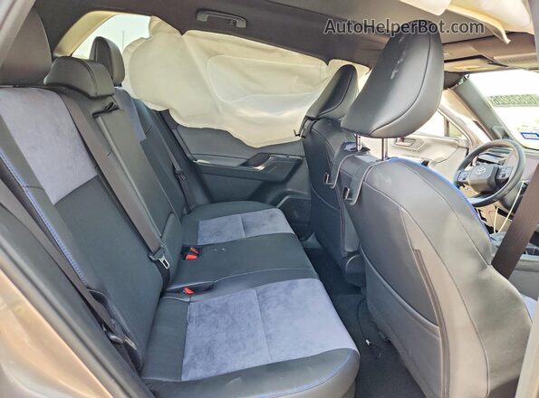 JTM6CRAV6TD003515 2026 TOYOTA RAV4 Silver Սալոնի հետևի տեսք