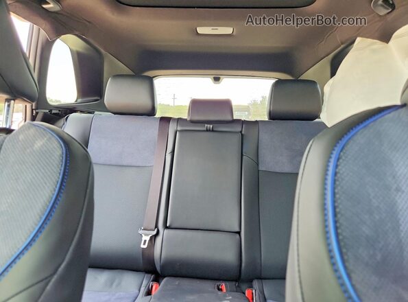 JTM6CRAV6TD003515 2026 TOYOTA RAV4 Silver Հետևի նստատեղերի տեսք