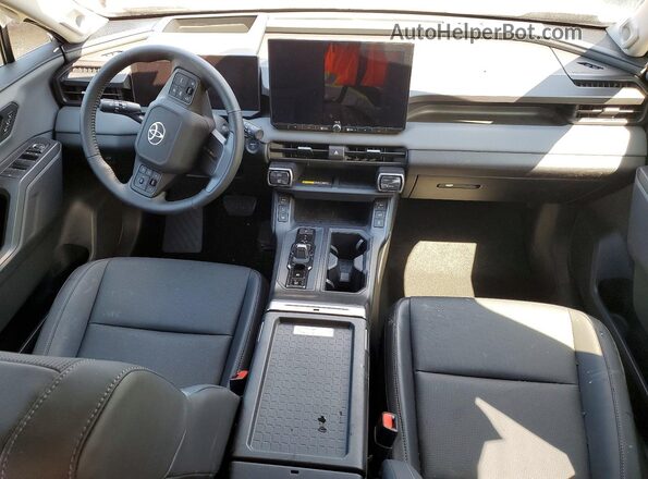 JTM6CRAV6TD301210 2026 TOYOTA RAV4 Серебряный Вид панели приборов
