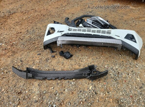 JTM6CRAV9TJ001016 2026 TOYOTA RAV4 White Вид наклейки з VIN-кодом
