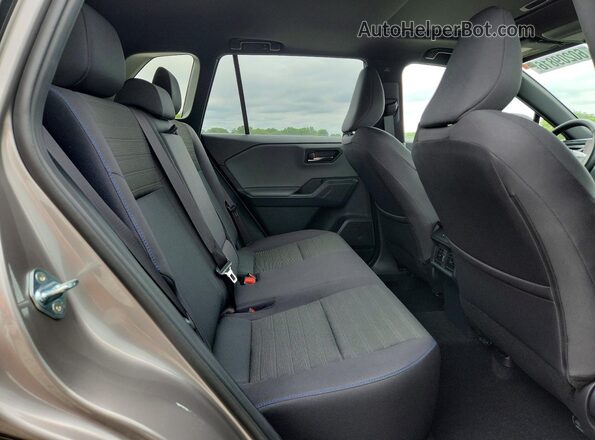 JTM7ERAV6TJ008133 2026 TOYOTA RAV4 Коричневый Вид задней части салона