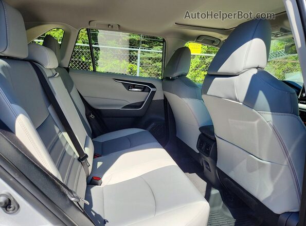 JTMA1RFV6SJ046261 2025 TOYOTA RAV4 Silver Rear interior view