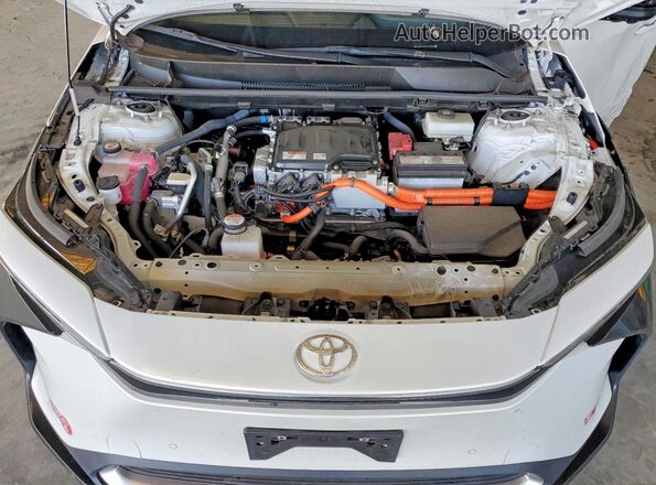 JTMAAAAA4PA019864 2023 TOYOTA BZ4X White Widok komory silnika