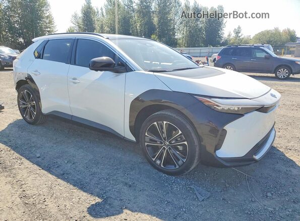 JTMAAAAA5PA017282 2023 TOYOTA BZ4X White წინა მარჯვენა