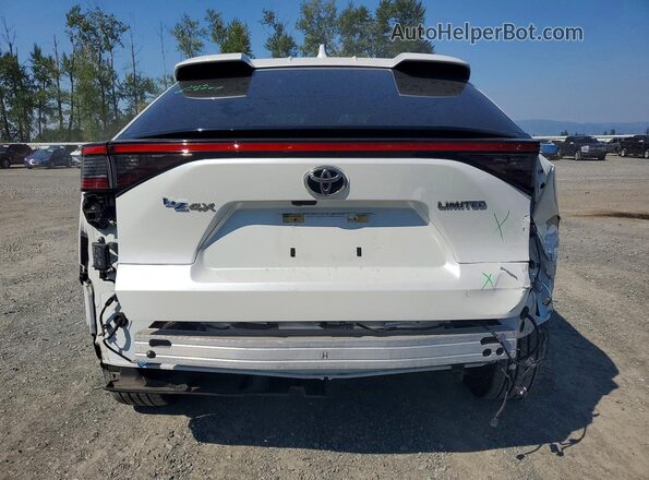 JTMAAAAA5PA017282 2023 TOYOTA BZ4X White უკანა ხედი