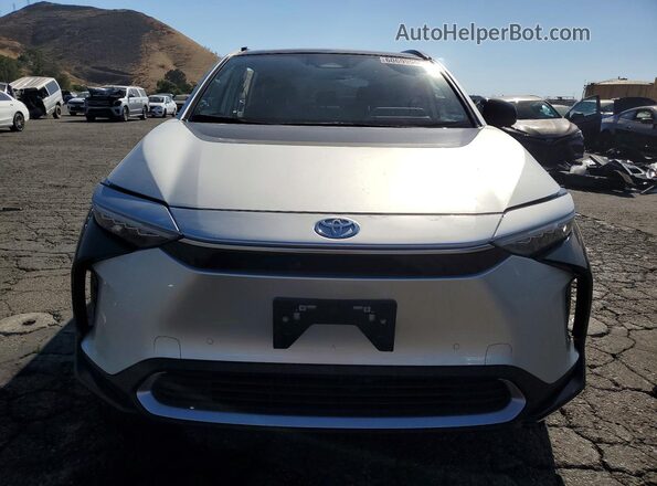 JTMAAAAA6PA026640 2023 TOYOTA BZ4X Silver Vista frontal