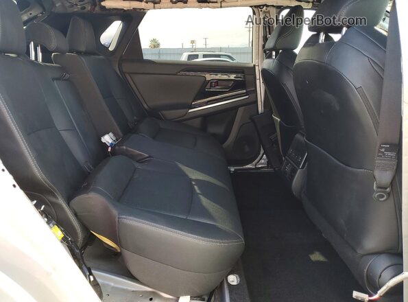 JTMAAAAA6PA026640 2023 TOYOTA BZ4X Silver Vista interior trasera
