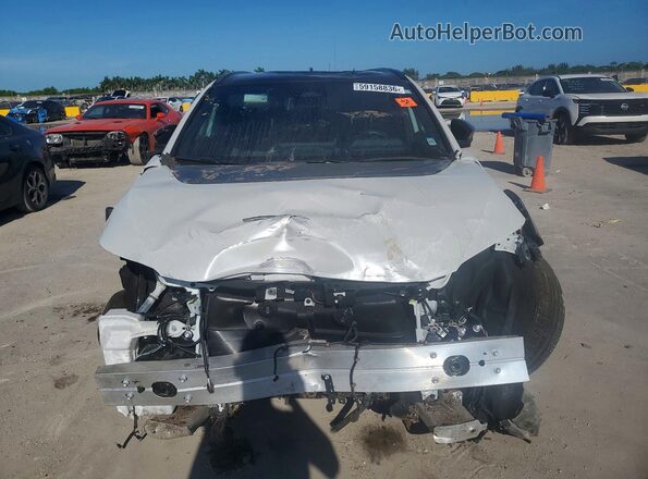 JTMAAAAA7RA054854 2024 TOYOTA BZ4X White Widok z przodu