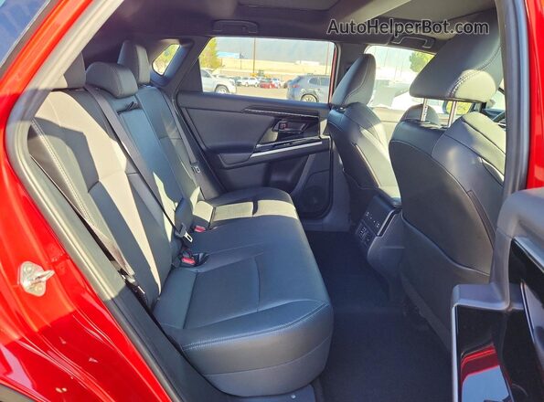JTMAAAAA8RA051882 2024 TOYOTA BZ4X Red უკანა სალონის ხედი