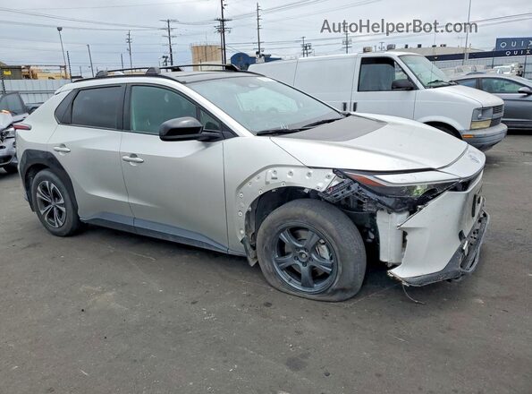 JTMAAAAAXRA049812 2024 TOYOTA BZ4X Silver Առջևի աջ