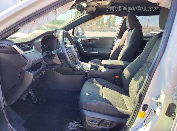 JTMAB3FV8MD053434 2021 TOYOTA RAV4 White წინა სალონის ხედი