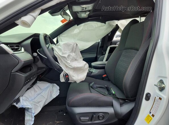 JTMAB3FVXRD234445 2024 TOYOTA RAV4 White Սալոնի դիմացի տեսք