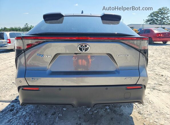 JTMABACA2RA078215 2024 TOYOTA BZ4X Silver Vista trasera