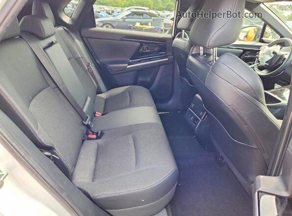 JTMABACA2RA085519 2024 TOYOTA BZ4X White უკანა სალონის ხედი