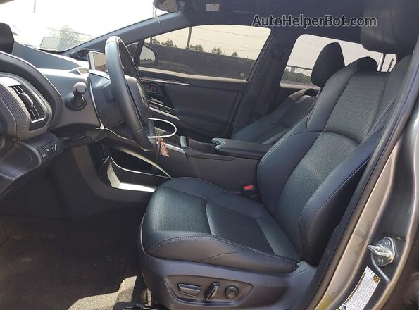 JTMABACA6RA077830 2024 TOYOTA BZ4X Серый Вид салона спереди
