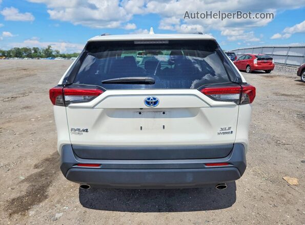 JTMB6RFV2ND063776 2022 TOYOTA RAV4 White Rear view