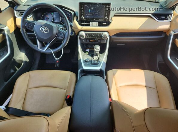 JTMB6RFV3MD041073 2021 TOYOTA RAV4 Black Dashboard view
