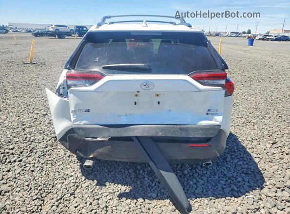 JTMB6RFV4SJ091060 2025 TOYOTA RAV4 White უკანა ხედი