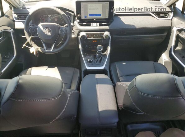 JTMB6RFV4SJ091060 2025 TOYOTA RAV4 White წინა პანელის ხედი