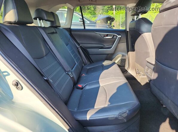 JTMB6RFV5ND069667 2022 TOYOTA RAV4 Green Вид задньої частини салону